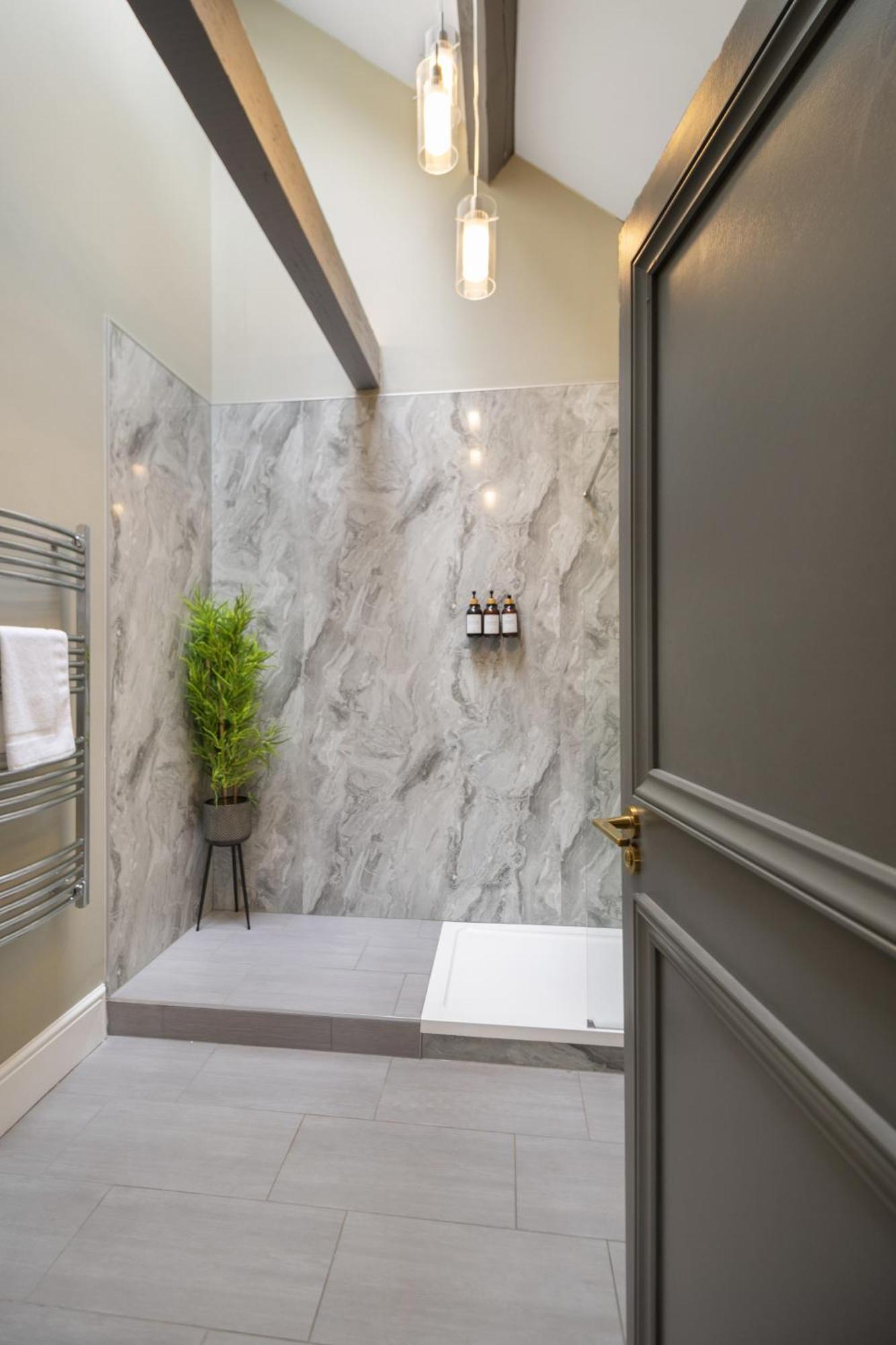 Whiskawaystays - Victoria House - Apartment 6 Worcester Eksteriør bilde